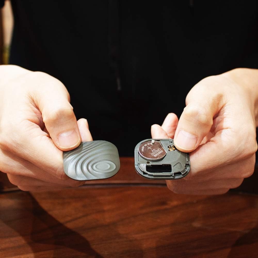 Key Finder - 1PCS Bluetooth Tracker Item Locator with Key Chain for Keys Pet Wallets or Backpacks and Tablets, Batteries Include