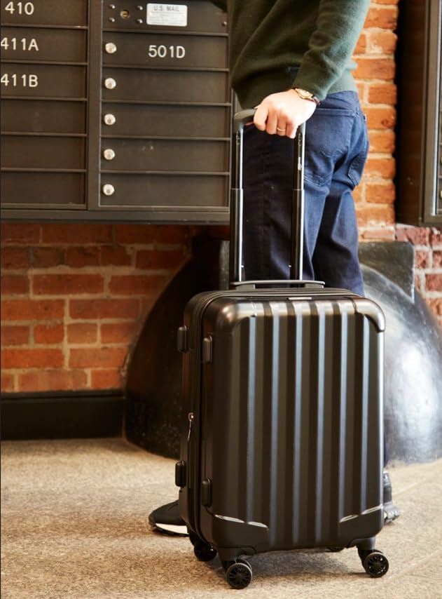 Expandable Hardside Carry On Luggage 22x14x9 Airline Approved Rolling Suitcase with Double Spinner Wheels, Ultra Light 21-Inch (Jet Black)