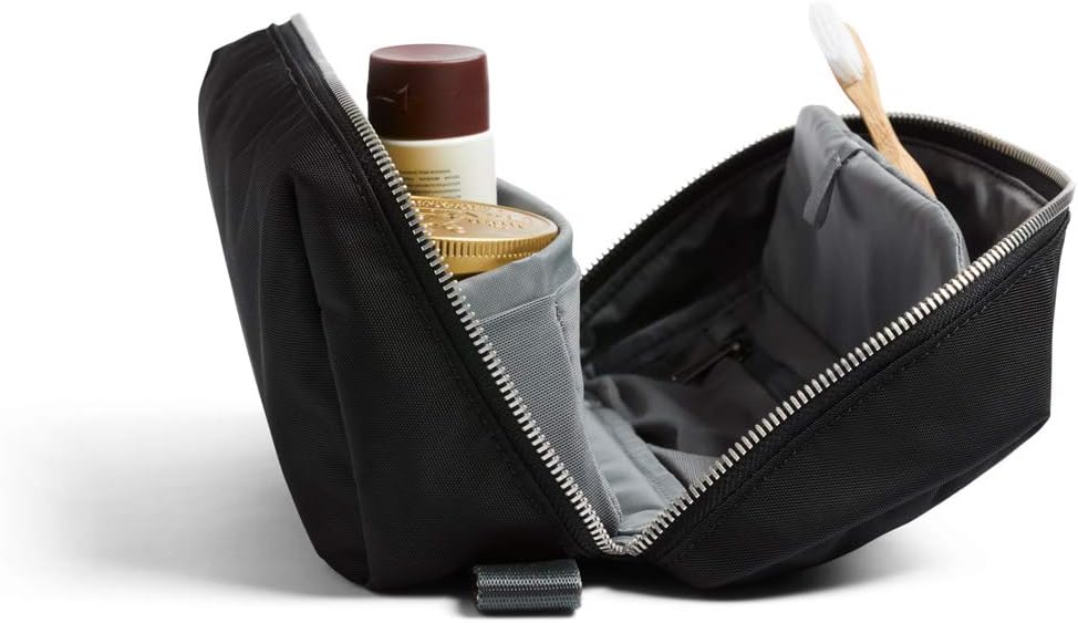 Bellroy Toiletry Kit Plus – (Toiletries pouch, bag)