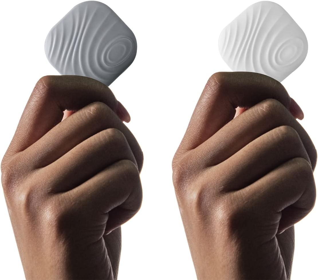 Key Finder, Bluetooth Tracker Item Locator with Key Chain for Keys Pet Wallets or Backpacks and Tablets, Batteries Include (2 White & 2Gray, 4 Pack)