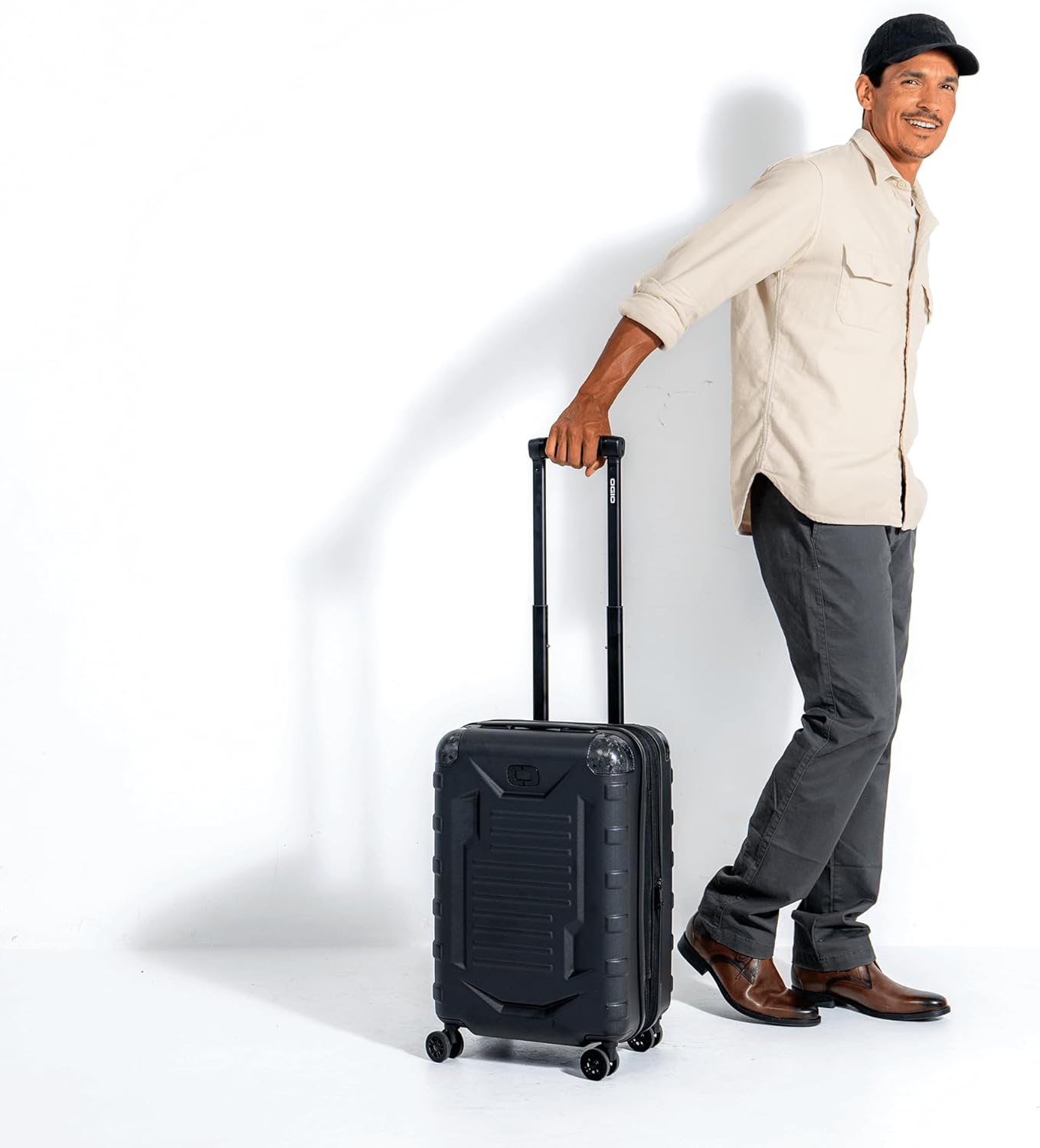 OGIO Renegade Vault Wheeled Travel Bag (4 Wheel Hard Side Luggage)