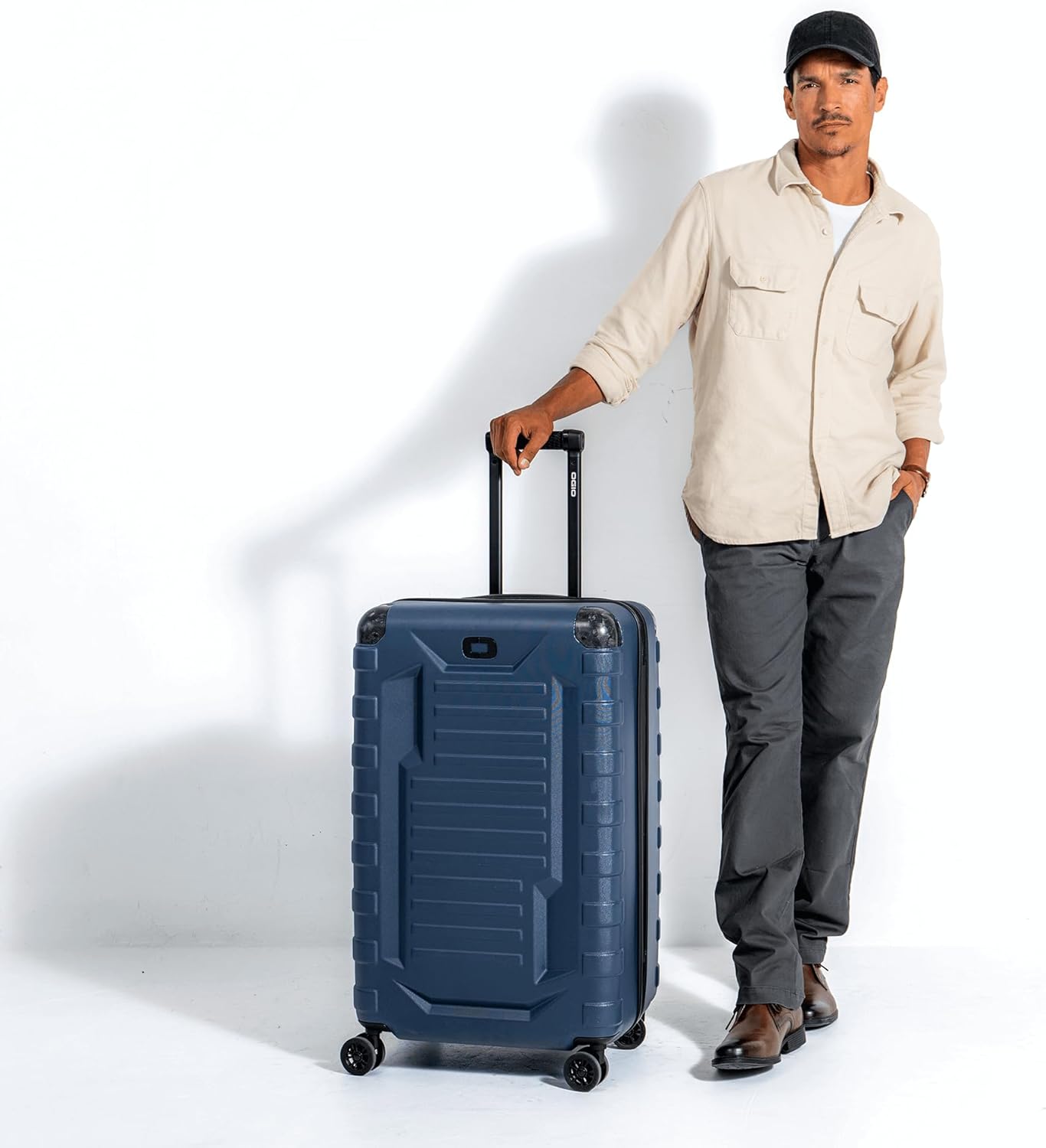 OGIO Renegade Vault Wheeled Travel Bag (4 Wheel Hard Side Luggage)