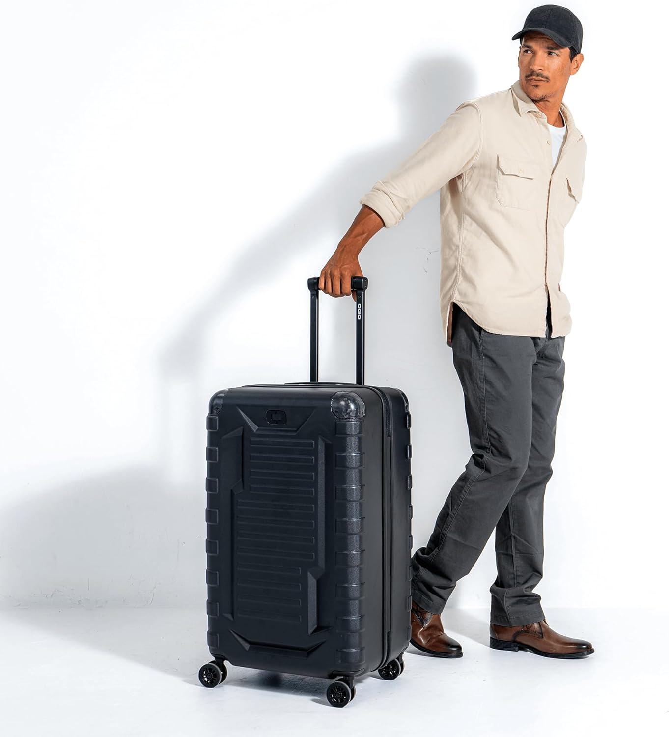 OGIO Renegade Vault Wheeled Travel Bag (4 Wheel Hard Side Luggage)