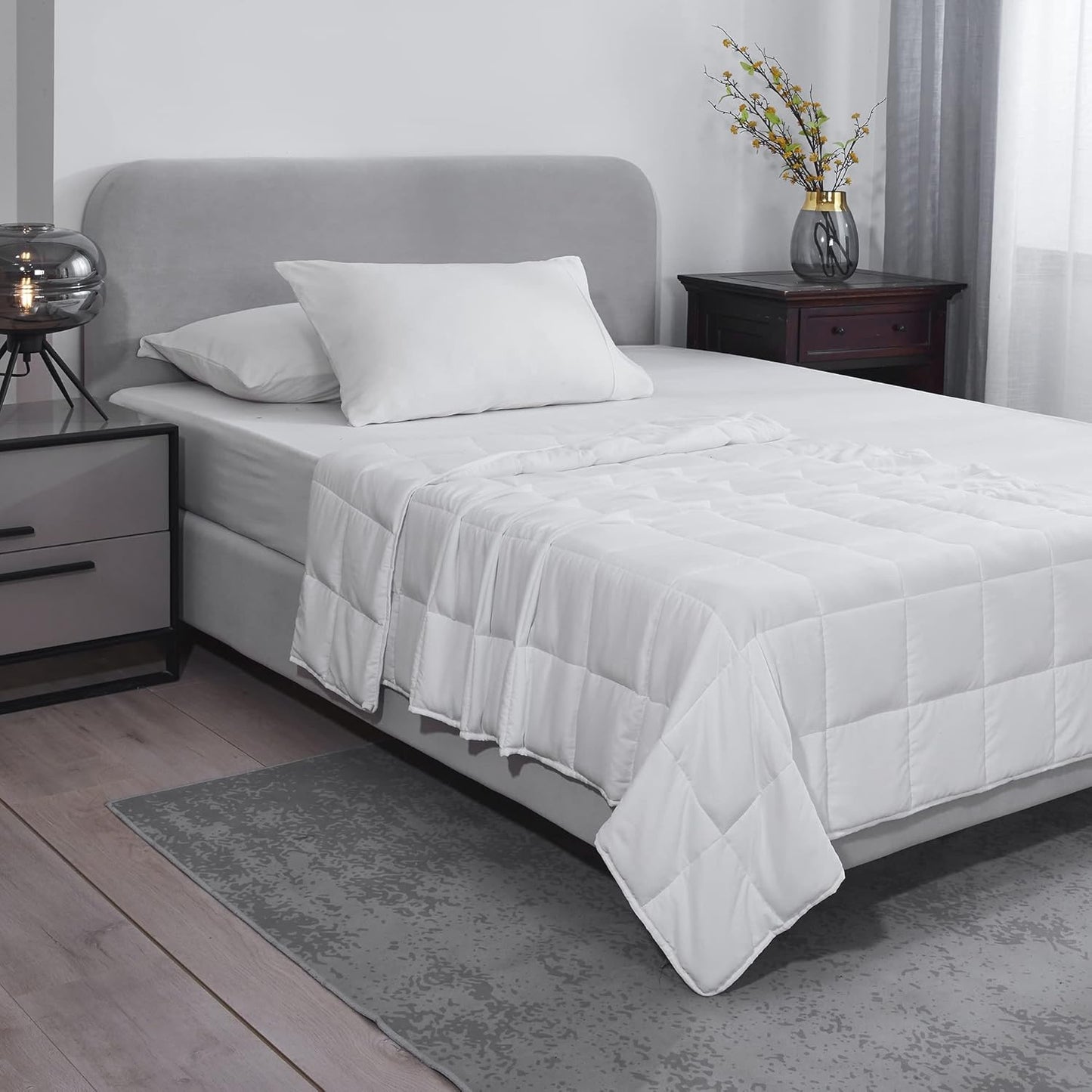 L'AGRATY Weighted Blanket - 48"x72" 20lbs Cooling Breathable Heavy Blanket with Glass Beads for Adult All-Season