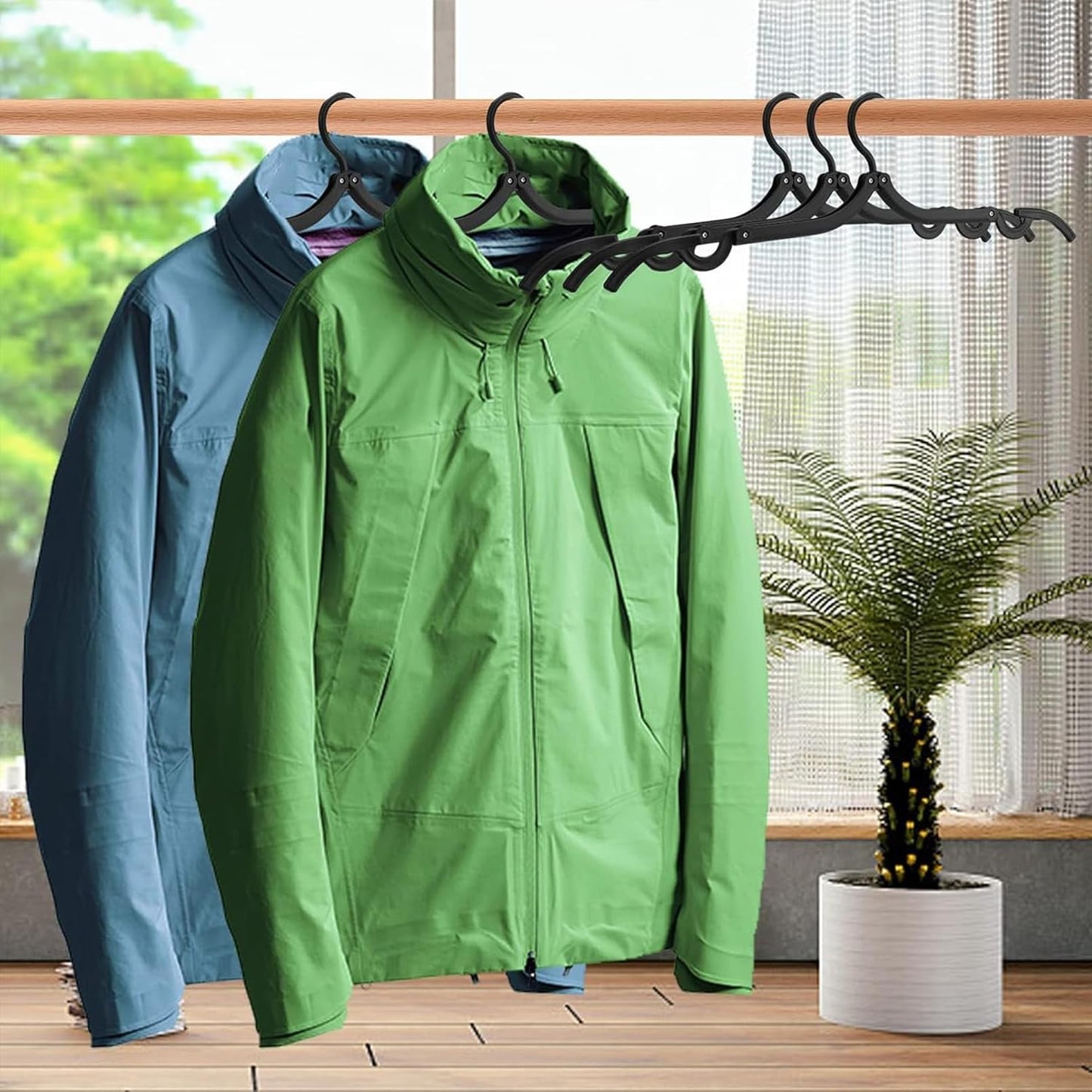 12 PCS Black Portable Folding Clothes Hangers,Black Foldable Hangers Lightweight Travel Accessories,Non-Slip Folding Hangers for Clothes for Travel and Home