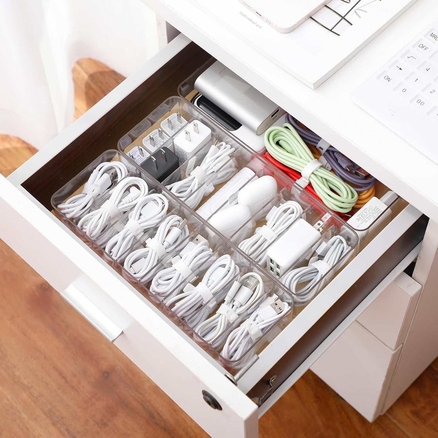 Yesesion Clear Plastic Cable Organizer Box with Adjustment Compartments, Desk Accessories Storage Case with 10 Wire Ties for Drawer, Office Supplies, Electronic Management, Battery and Charger