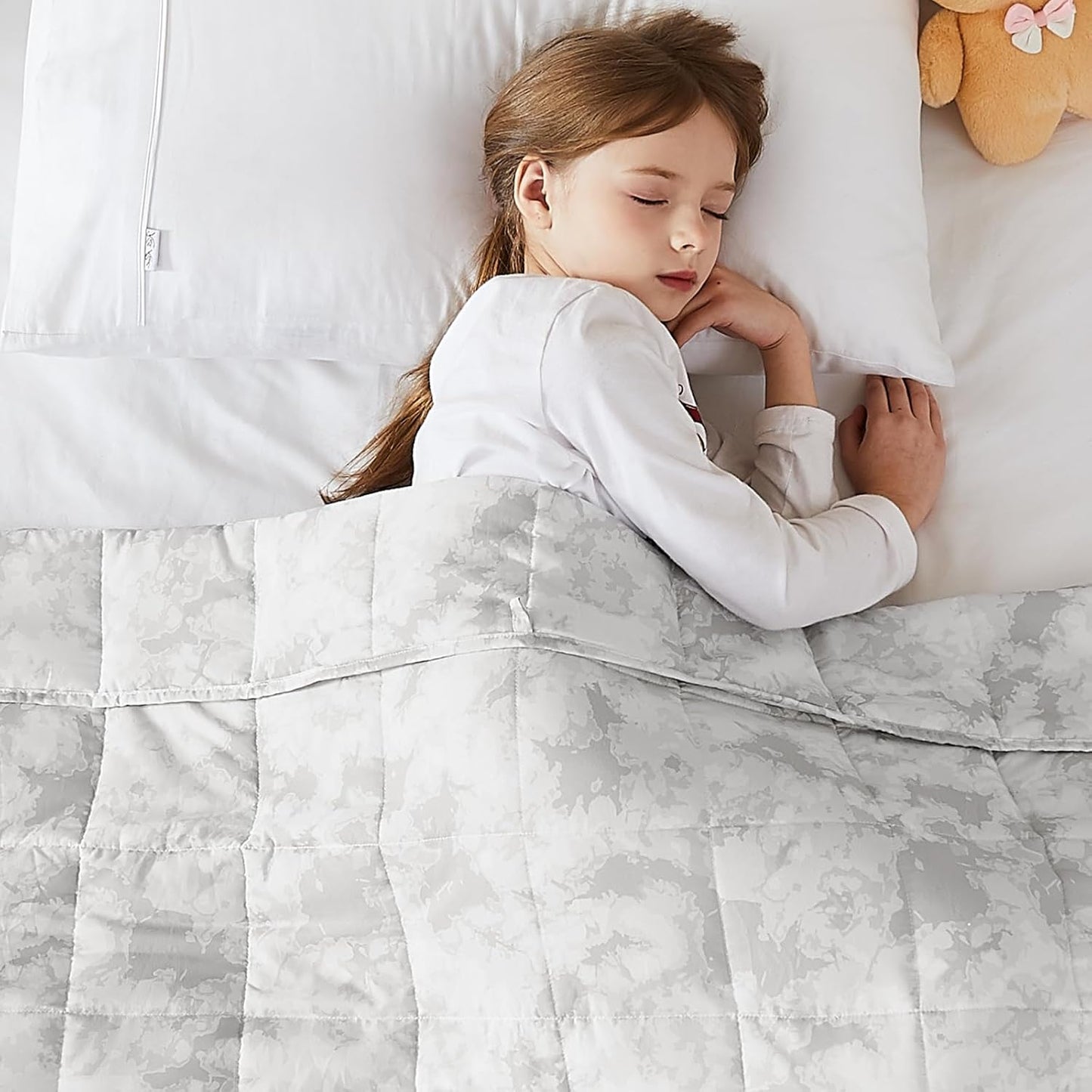 L'AGRATY Weighted Blanket - 40"x60" 10lbs Breathable Microfiber Material with Glass Beads Small Blanket for All-Season Summer Fall Winter Soft