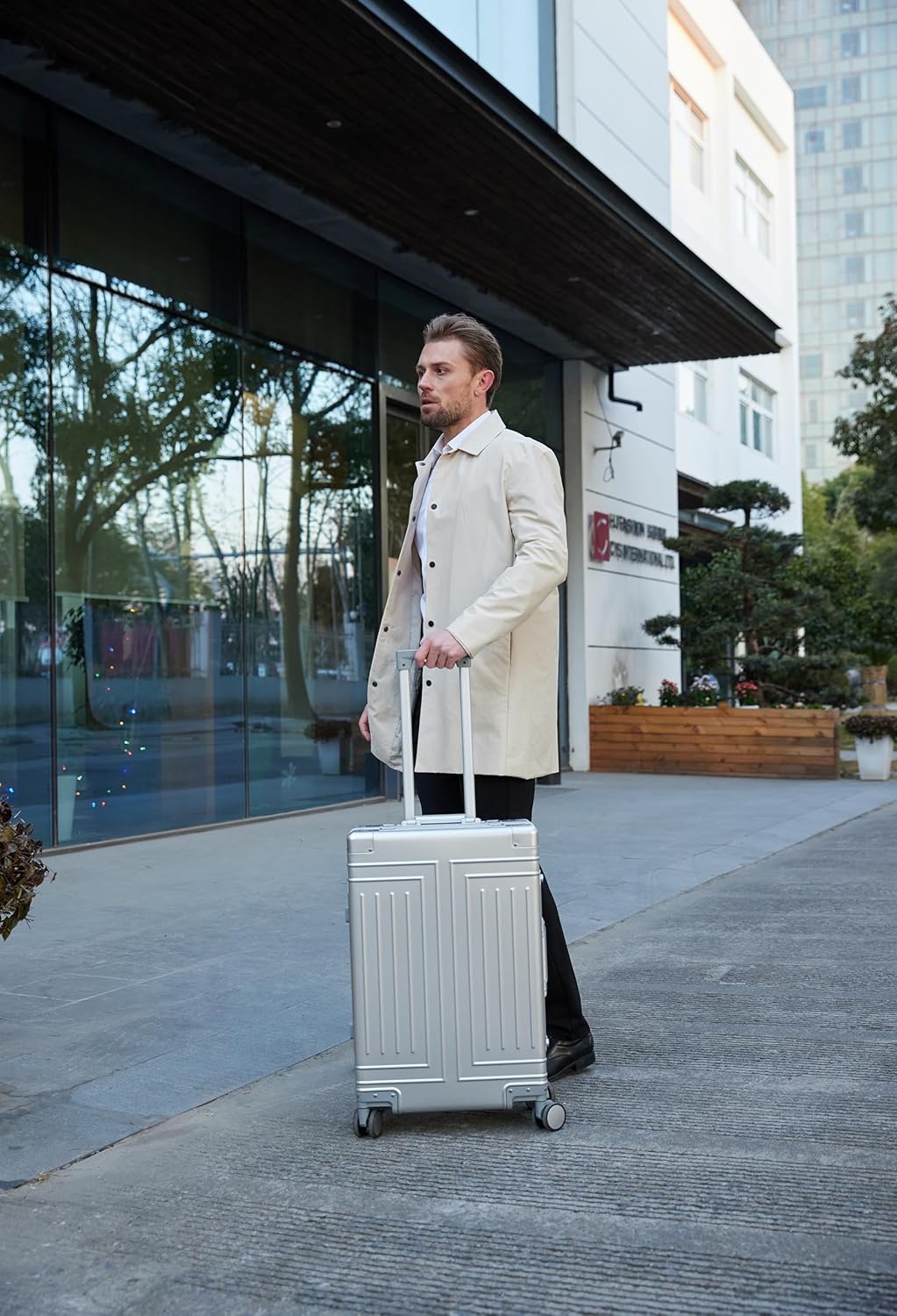 All Aluminum Magnesium Carry On Luggage，Cut from Whole Aluminum Sheet，22x14x9 Airline Approved ，（3rd Generation，Premium Magnesium Metal zipperless suitcase ） (silvery, 24inch)