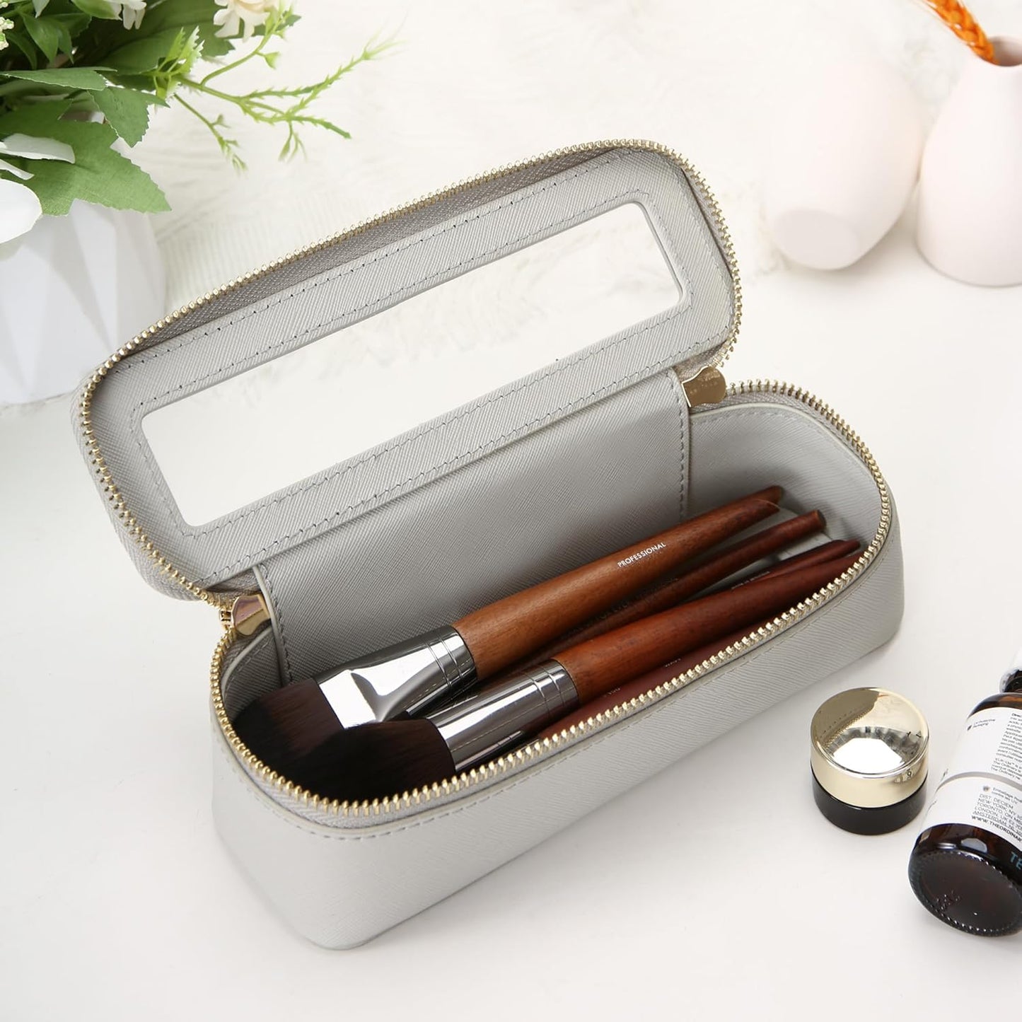 Aveniee Clear Makeup Brush Bag, Slim Brush Holder Cosmetic Case, Small Travel Toiletry Bag for Women, Thin Make up Bags with Zippers, Cute Travel Essentials Srorage Bag.Grey