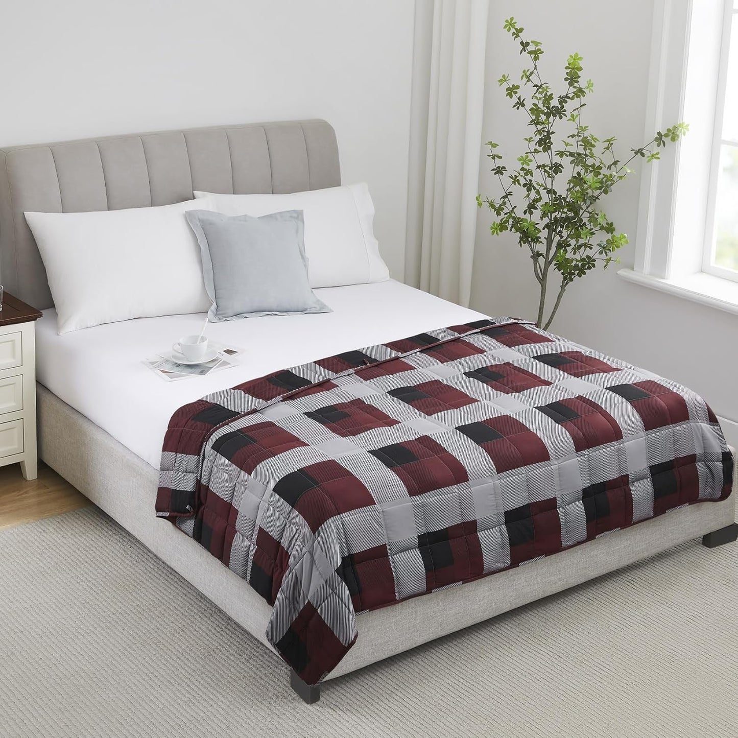 L'AGRATY Weighted Blanket - 60"x80" 15lbs Cooling Breathable Heavy Blanket Microfiber Material with Glass Beads for Adult All-Season Summer Fall Winter Soft Thick Comfort