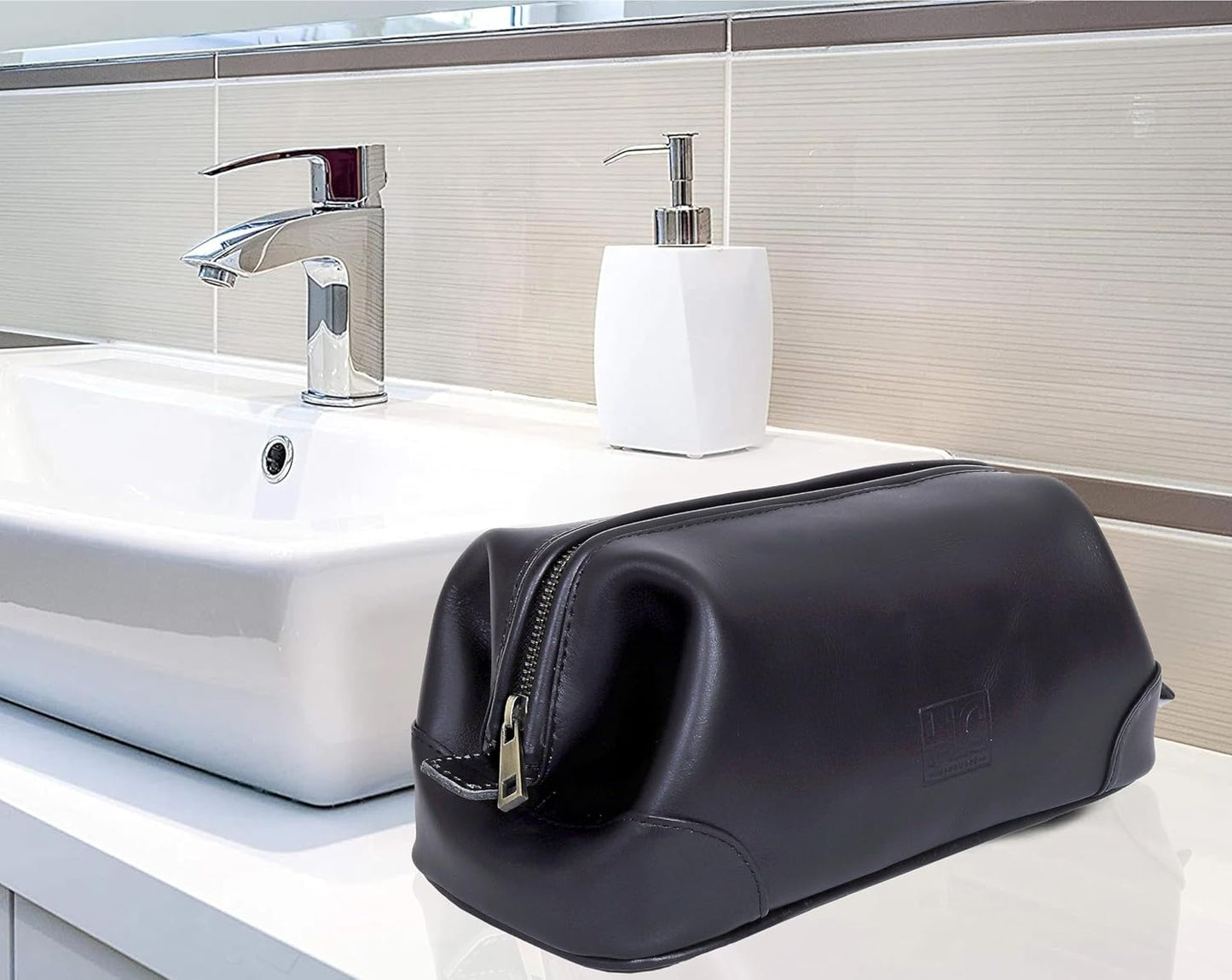 HLC Leather Toiletry Bag for Men Best Gift Premium Genuine Leather Dopp Kit Shaving Kit Organizer Travel Kit Pouch Bag for Men Large Size Black