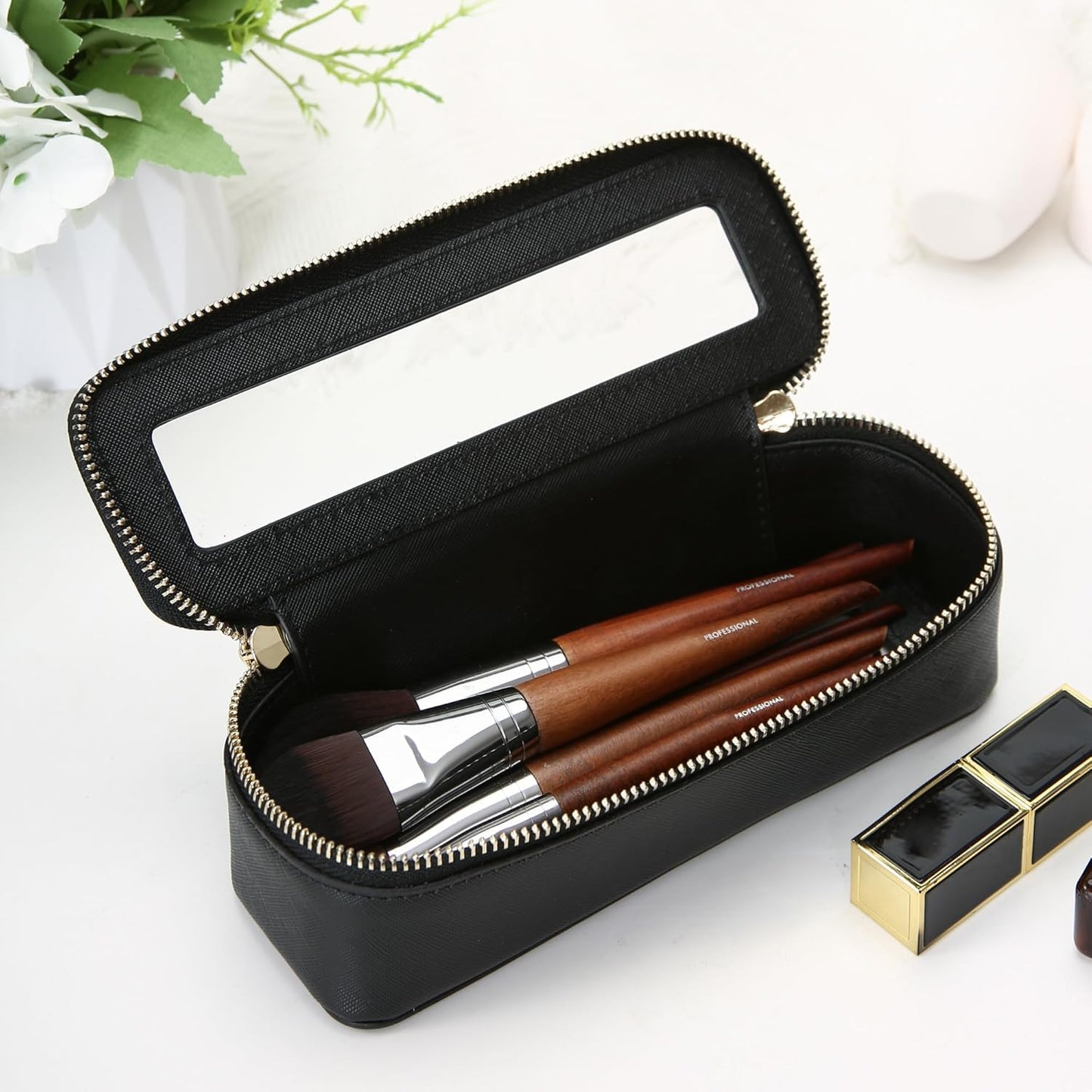 Aveniee Clear Makeup Brush Bag,Slim Cosmetic Brush Holder,Small Toiletry Bag Mini Travel Case for Women,Thin Make up Bags with Dual Zipper,Cute Travel Essentials Organizer,Black