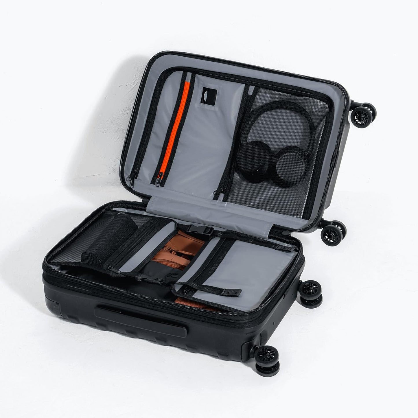 OGIO Renegade Vault Wheeled Travel Bag (4 Wheel Hard Side Luggage)