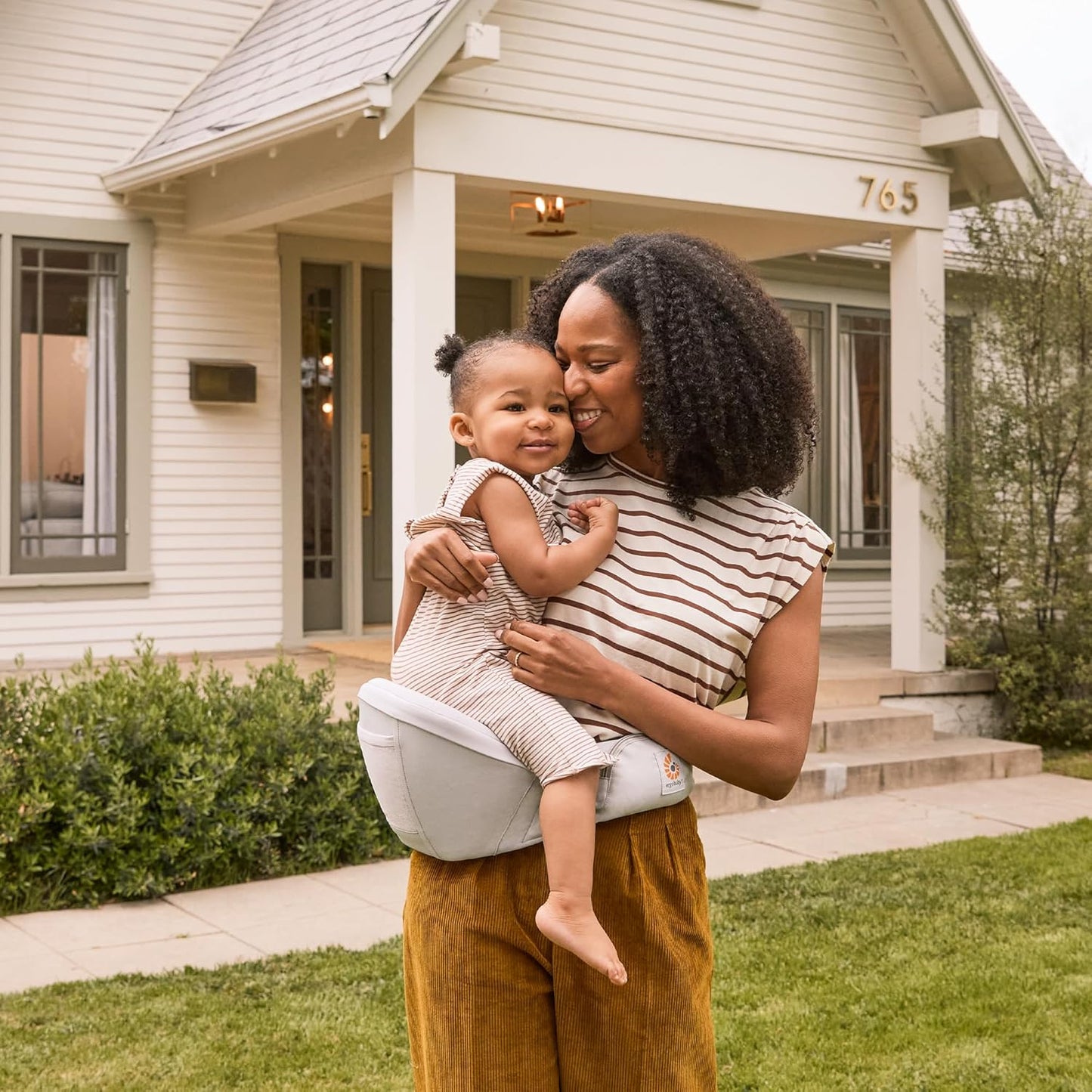 Ergobaby Lift Ergonomic Baby Hip Seat Carrier with Storage, Comfortable Wide Waistbelt and Lumbar Support (17lbs - 45lbs) - Anti-slip Toddler Carrier - Pearl Grey