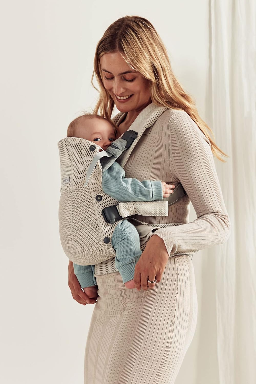 BabyBjörn Baby Carrier Harmony, Cream, 3D Mesh, 3-in-1 Ergonomic Baby Carrier; Newborn, Facing-in, Outward-Facing, and Back Carrying Positions Supported (7-40 lbs), Newborn to Toddler