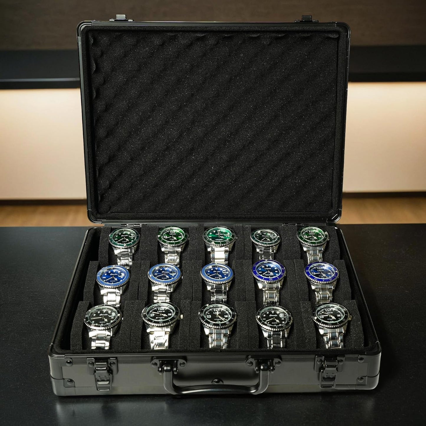 15 slots Watch organizer Case, Aluminum watch storage box, hard watch travel box, padded case for watch display and organization